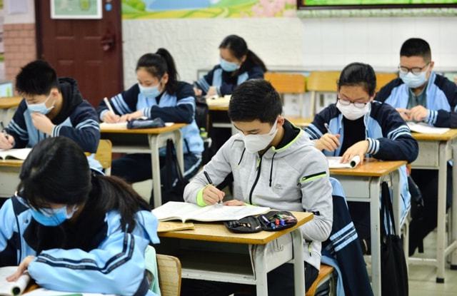 學生復課最新動態(tài)，自然美景探索之旅邀請啟動