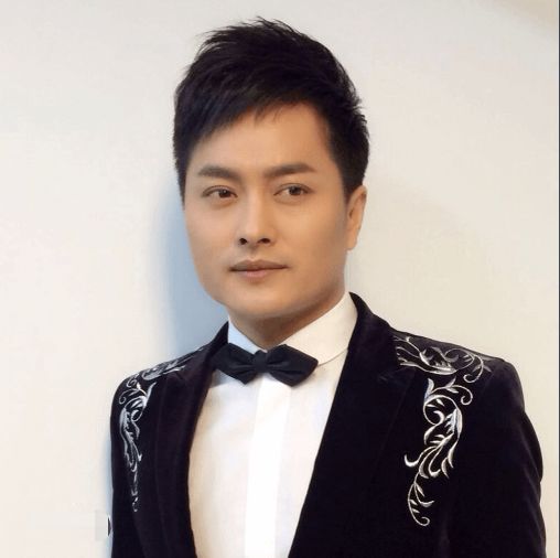 演員云飛專訪揭秘，科技前沿的非凡之旅