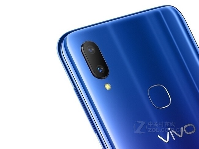 Vivoy最新款手機(jī)，小巷深處的驚喜寶藏