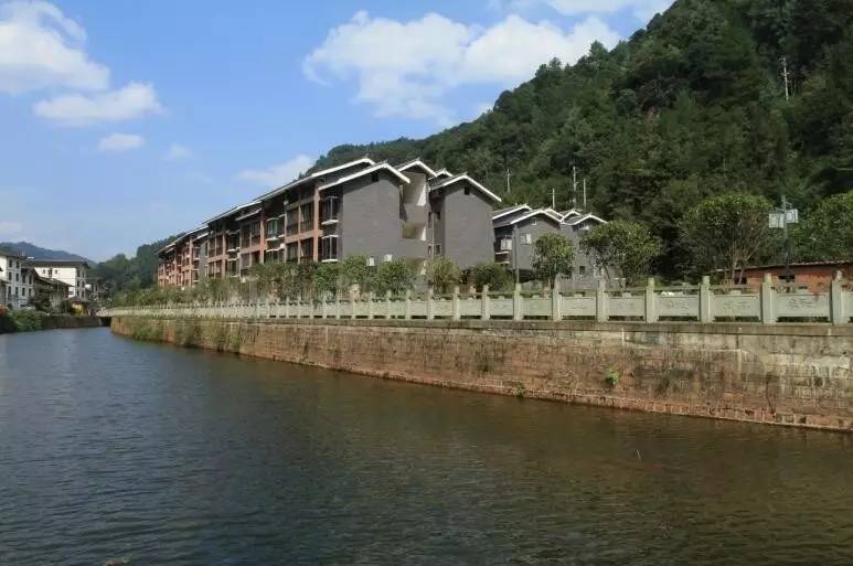 四面山四屏鎮(zhèn)最新動態(tài)，自然美景探索之旅啟幕！