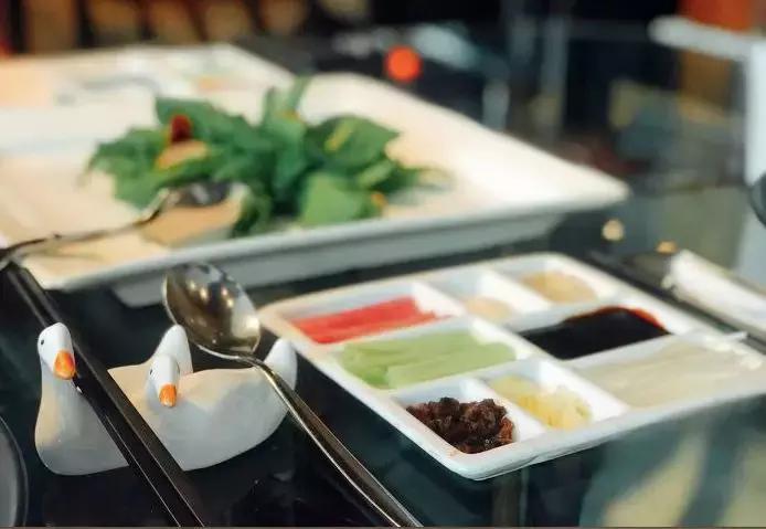 革新烤鴨餐具，打造獨(dú)特餐飲體驗(yàn)的新篇章