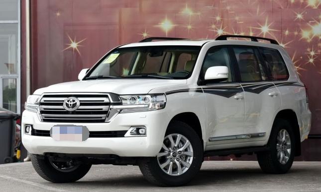 豐田最新轎車，引領汽車風潮的標桿之作，未來駕駛之選