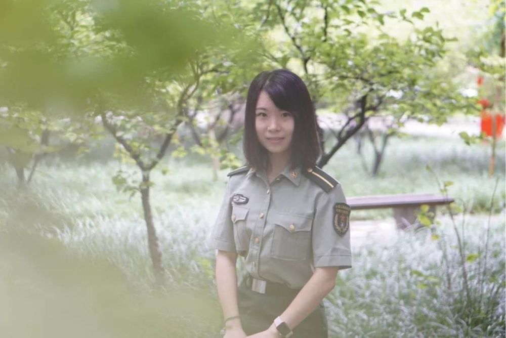 最新女兵標(biāo)準(zhǔn)發(fā)型，時(shí)尚與紀(jì)律的和諧融合